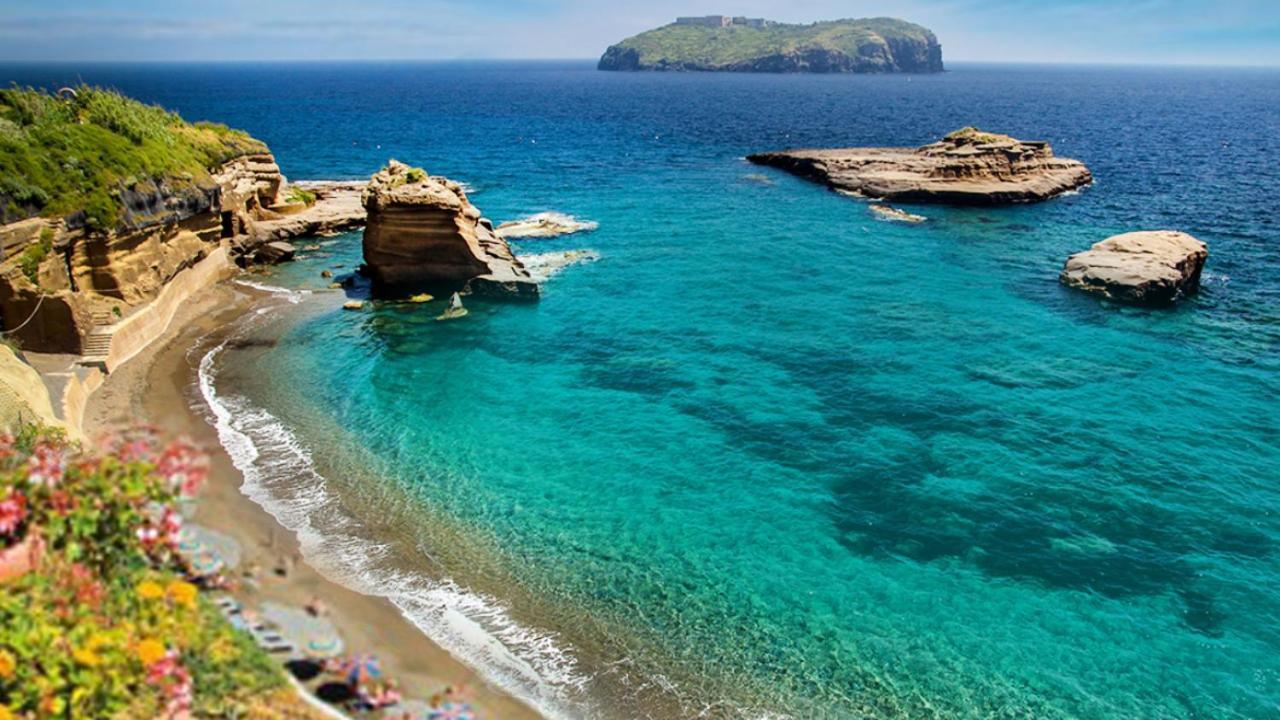 Alloggio Turistico Isabella Ventotene Ngoại thất bức ảnh