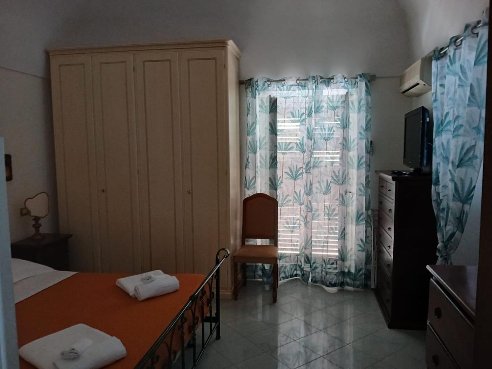 Alloggio Turistico Isabella Ventotene Ngoại thất bức ảnh
