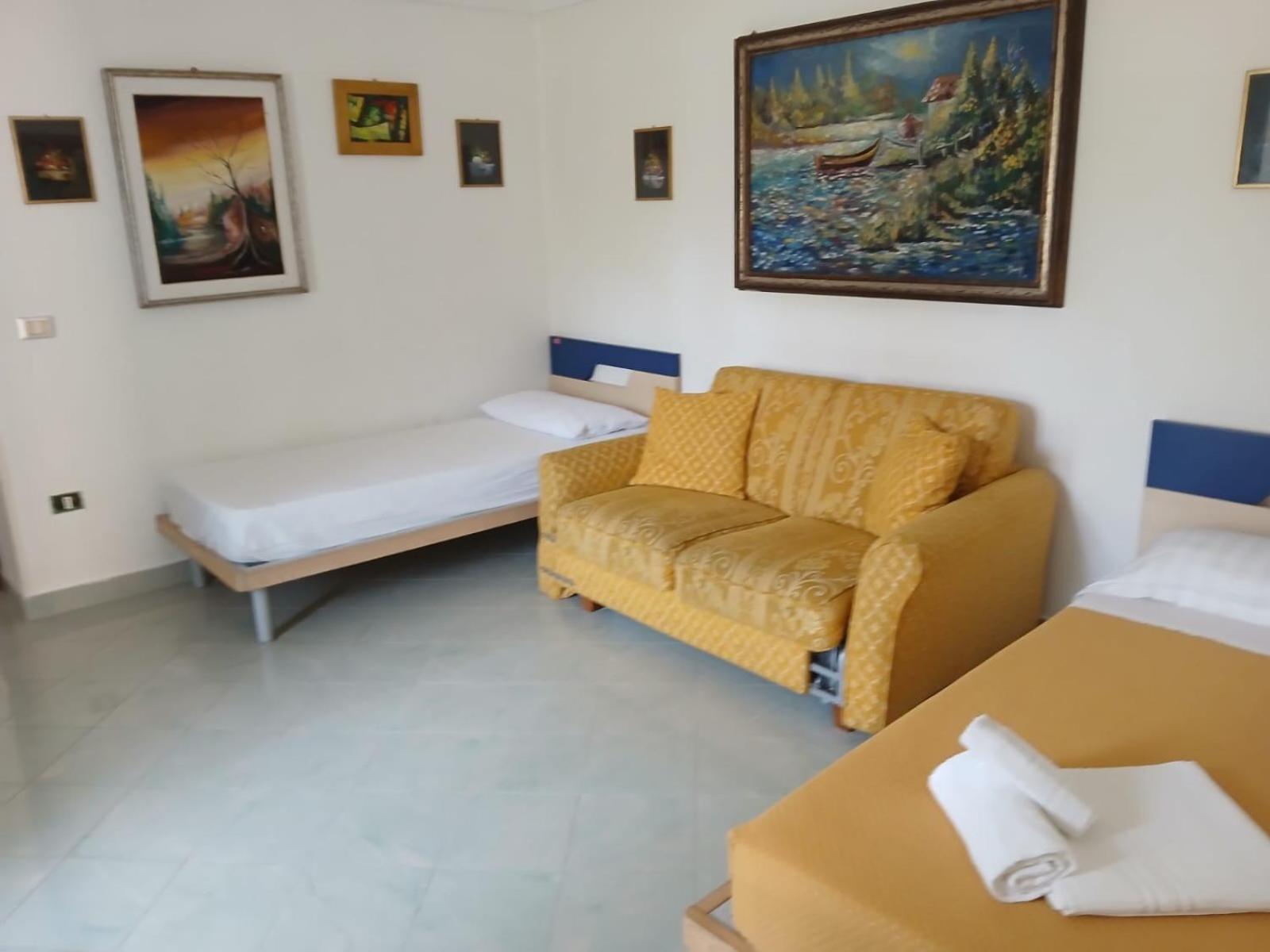 Alloggio Turistico Isabella Ventotene Ngoại thất bức ảnh